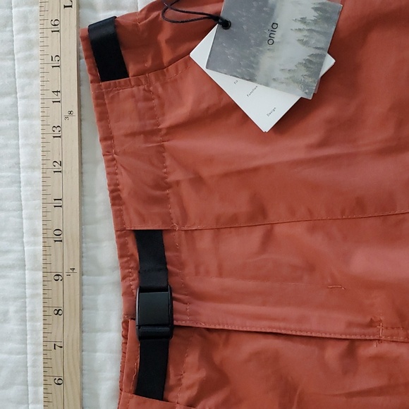 ONIA Men's Buckle Utility Hybrid Short Size M Spiced Ginger - Picture 10 of 13